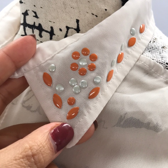 Scream out loud tank top by Selena Gomez - Picture 3 of 6